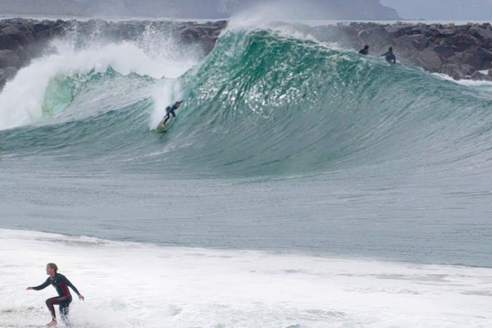 Session de rêve à The Wedge pour le premier swell d'été