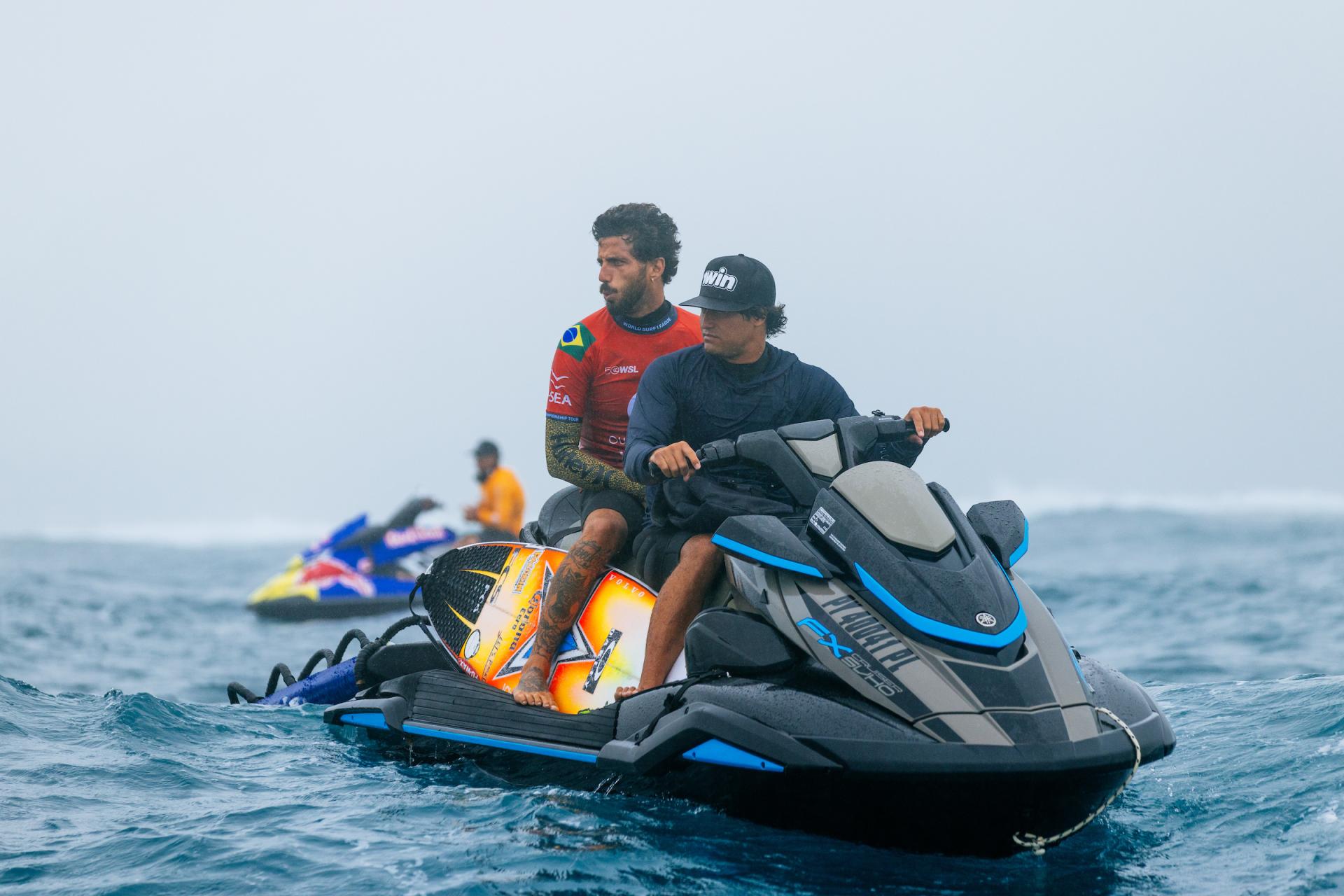 Filipe Toledo - Teahupoʻo - Tahiti Pro 2026 - Journée 2