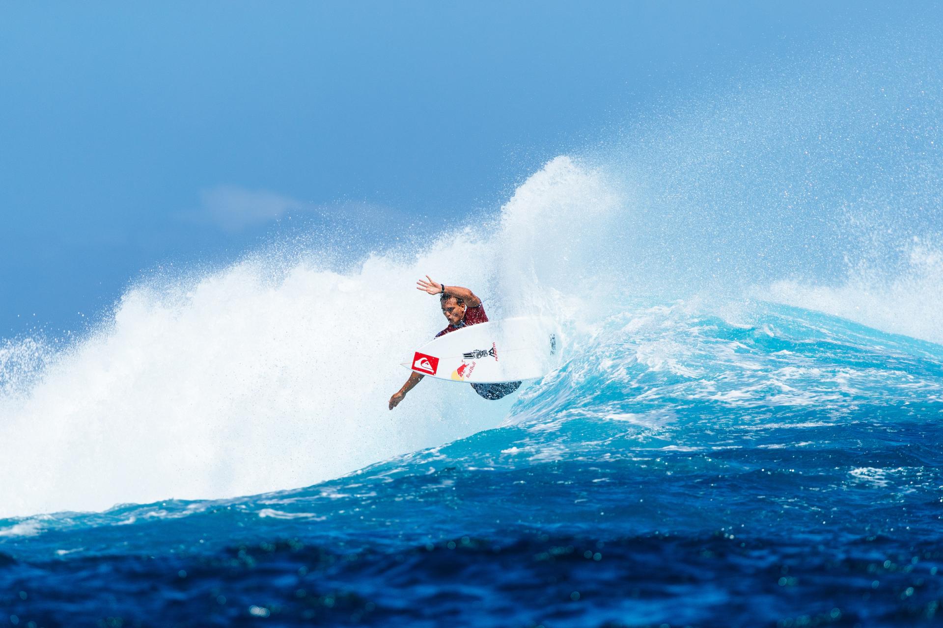Kauli Vaast à Cloudbreak pendant le Fiji Pro 2026