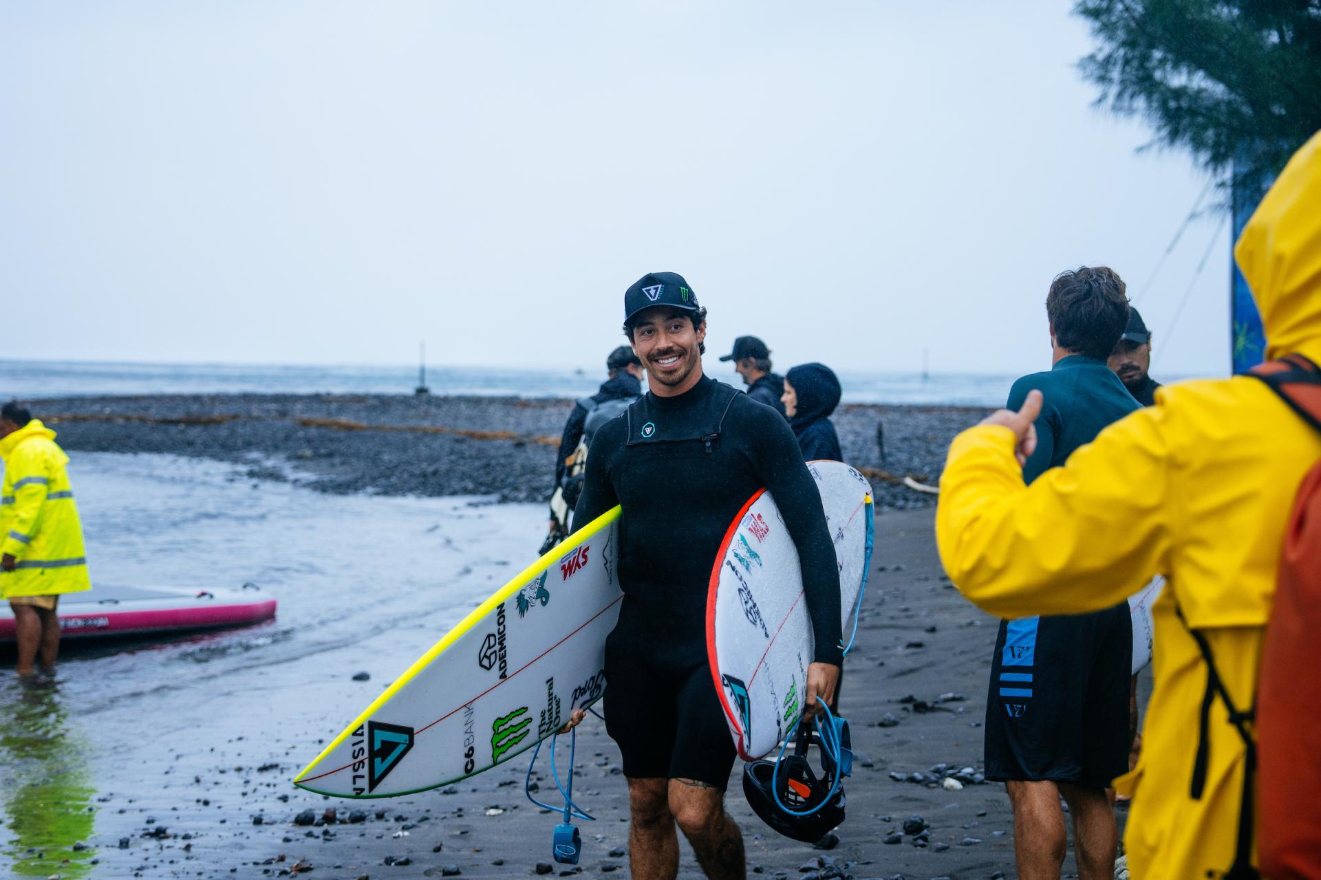 Yago Dora - Teahupoʻo - Tahiti Pro 2026 - Journée 2