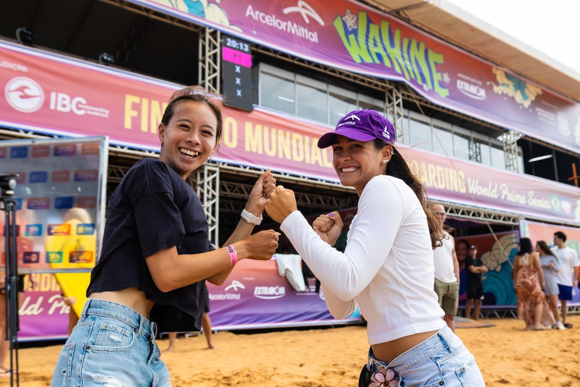 Deux participantes - Jacaraípe - ArcelorMittal Wahine Bodyboard Pro 2026 - Journée 3