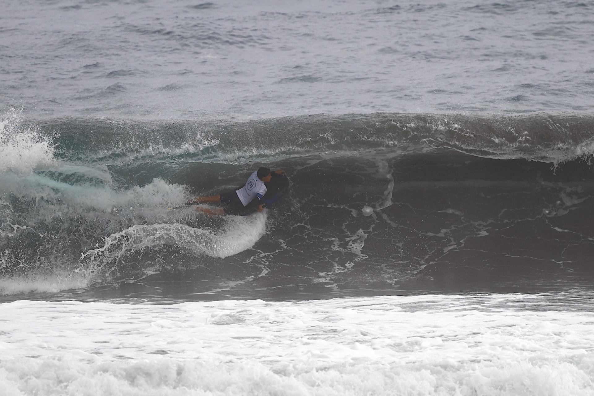 Un bodyboardeur - Molocai Beach - Grom King 2026 - Journée 1