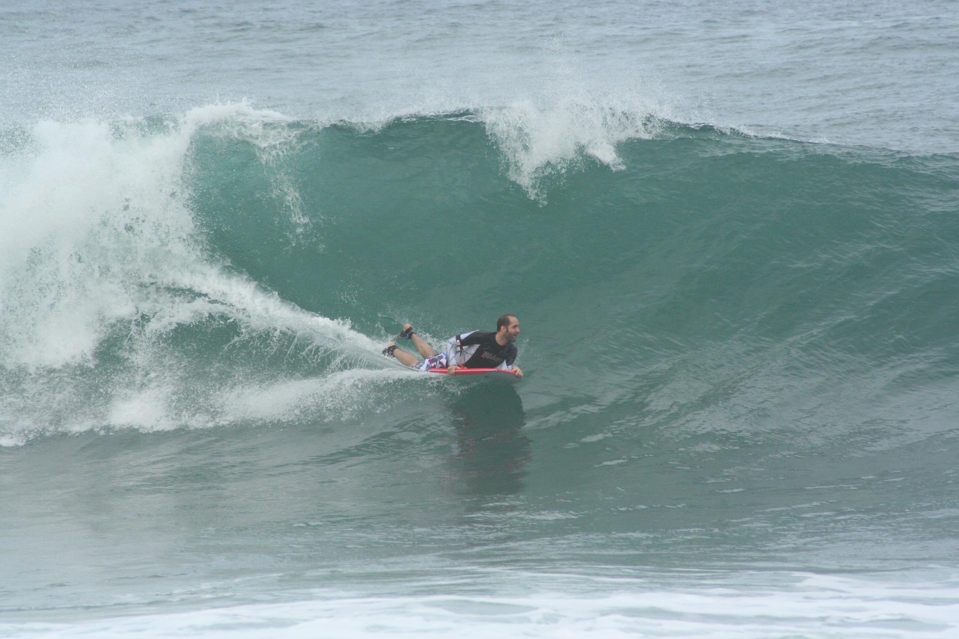 rOmanO - Rockpiles - North Shore - Hawaii