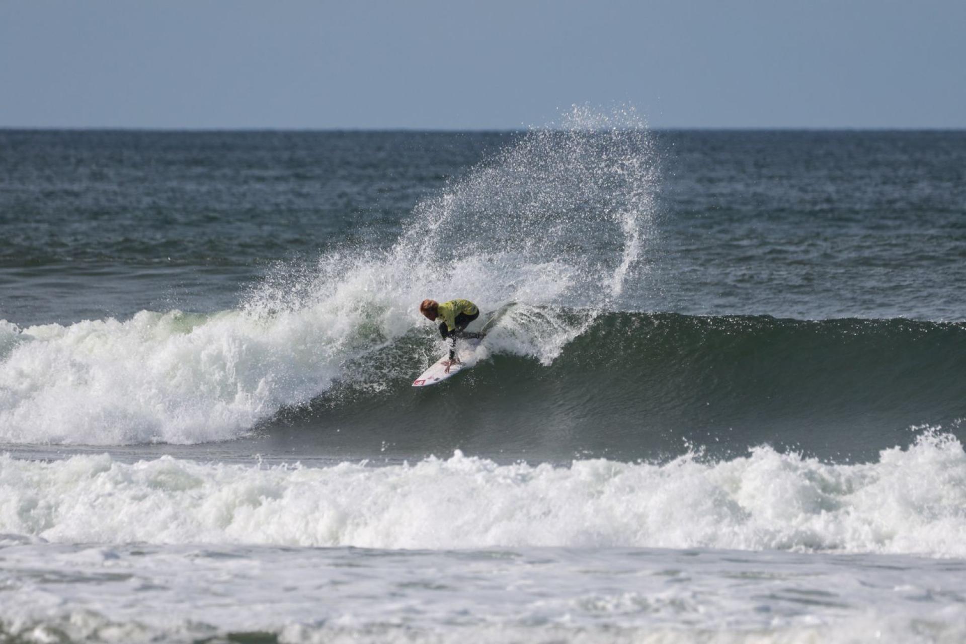 Une compétitrice - The Peak - EuroSurf Junior 2026 - Journée 3