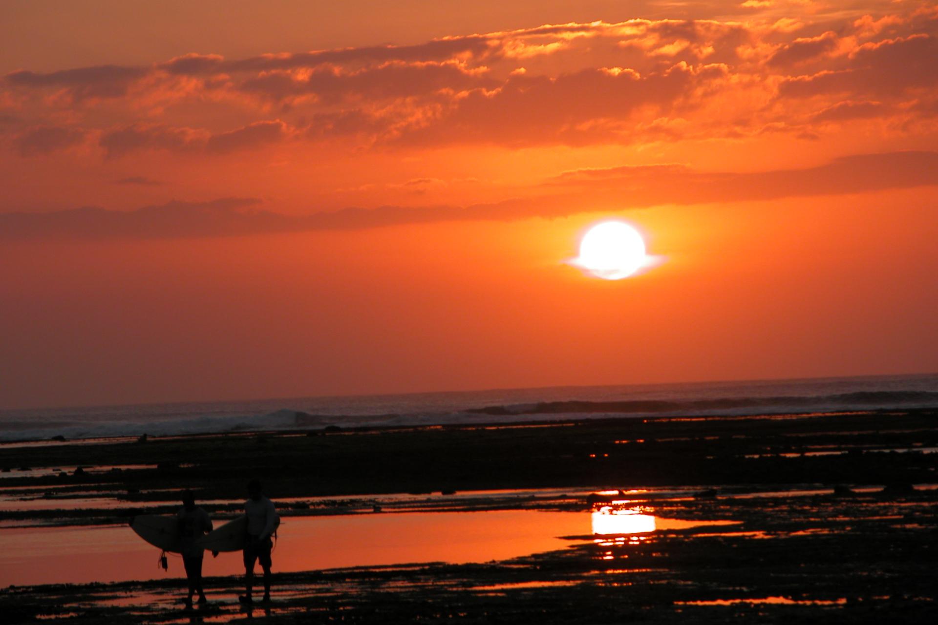 Encore un sunset de maboule - G-land - Java - Indonésie