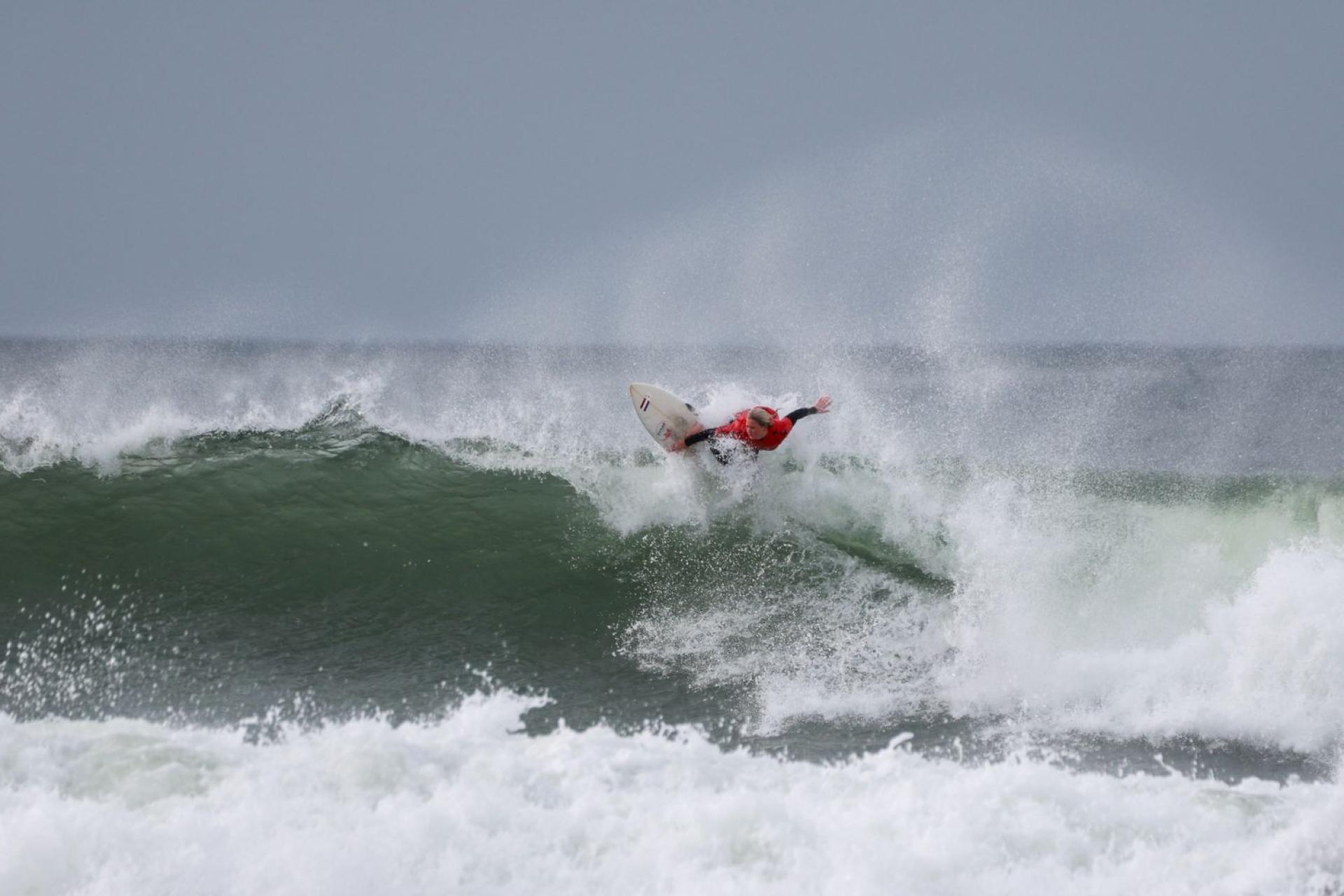 Shortboard junior à The Peak pendant l'EuroSurf Junior 2026