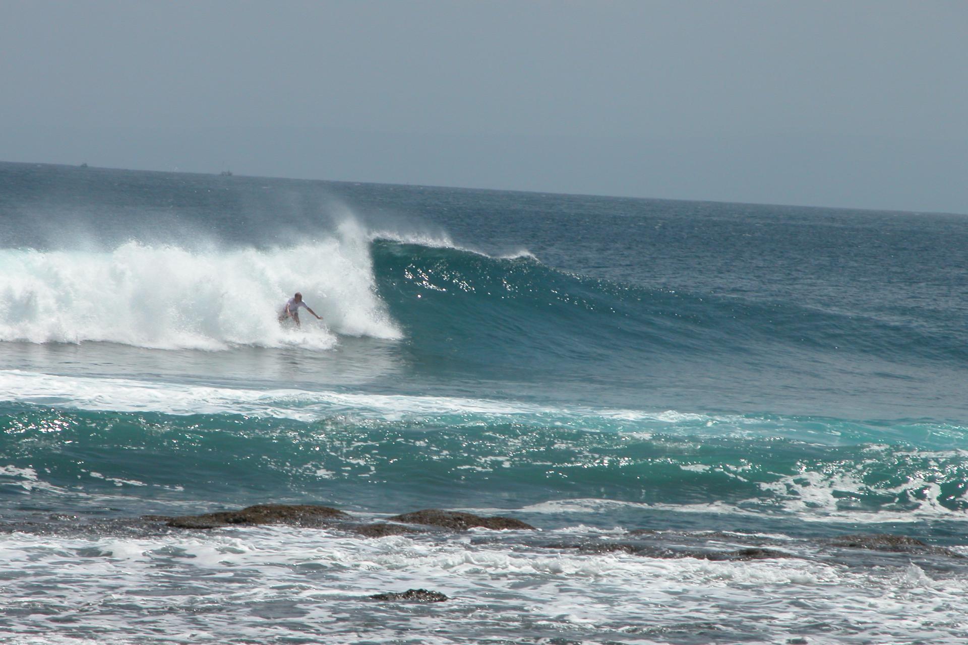 Surfeur - Ombak Tujuh - Java - Indonésie