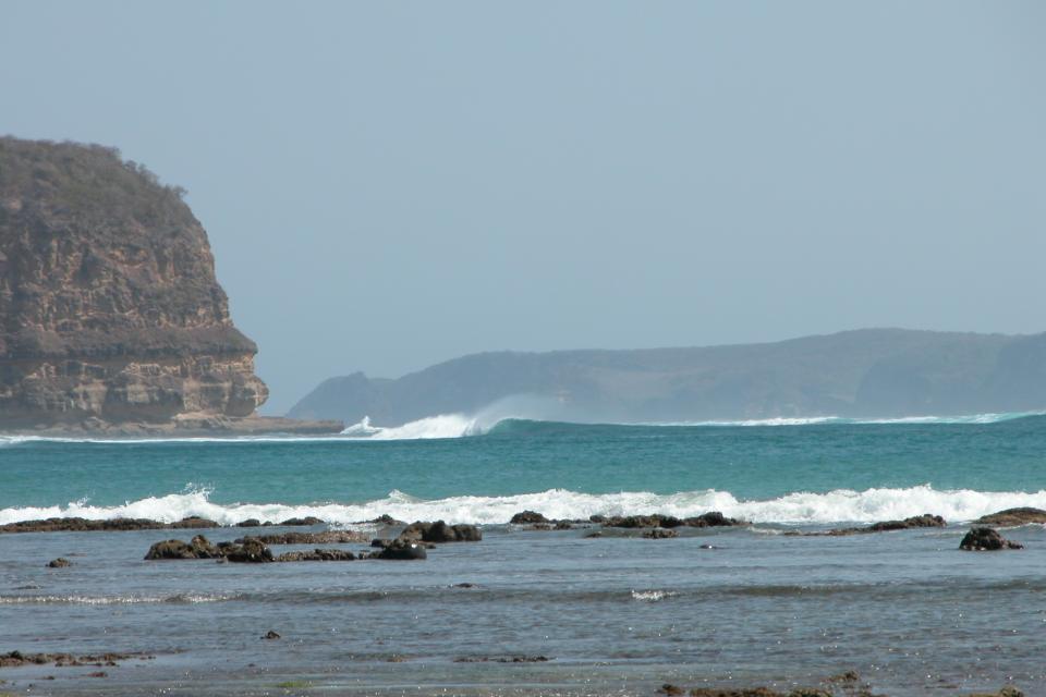 Belle session de surf et bigs barrels sur le spot d'Outside