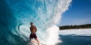 Adriano de Souza, Red Bull Mentawai Surf Trip