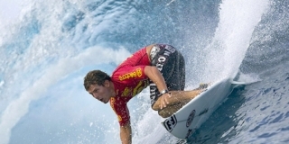 Andy Irons - Tahiti 2004