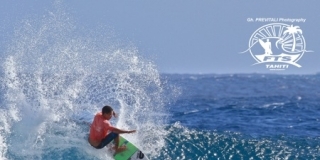 Ariihoe Tefaafana - Taure'a Coca cola surf Junior - Papara, Tahiti