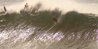 Big Wave Riding - Session Waimea Bay - North Shore d'Oahu