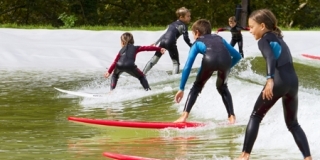 Ecole de surf - Wavegarden