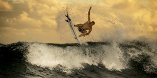 Jamie O'Brien -  Trip Surf Tahiti 2013 - Polynésie Française