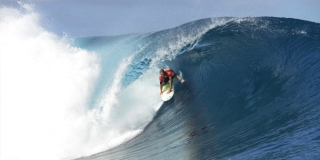 Josh Kerr - Billabong Pro Tahiti 2014 - Teahupoo