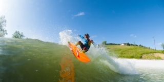 La relève du surf - Wavegarden
