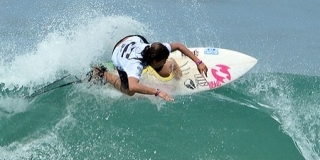 Silvana Lima - Billabong ISA World Surfing Games 2011