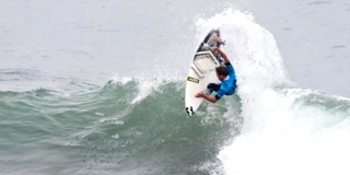 Taj Burrow - US Open of Surfing 2011