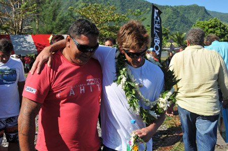 Bruce Irons - Billabong Pro Tahiti 2011 - Cérémonie d'ouverture'