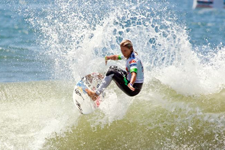 Courtney Conlogue - US Open of Surfing 2011'