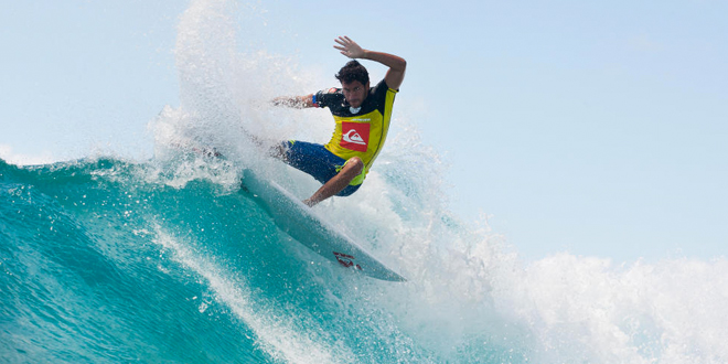 Jeremy Flores - Quiksilver Pro Gold Coast 2014 - Snapper Rocks, Australie'