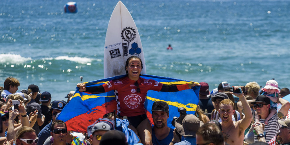 Johanne Defay - US Open Of Surfing 2015 - Huntington Beach'