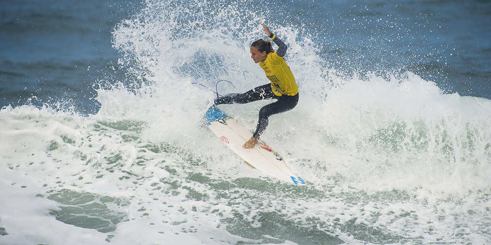 Justine Dupont championne de France de surf Open 2015'