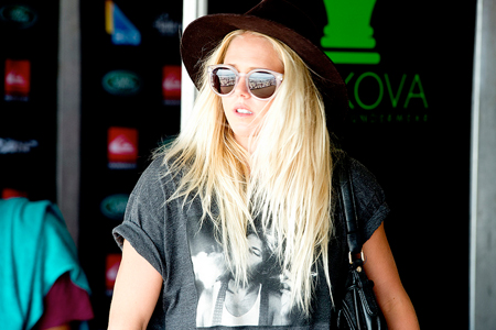 Laura Enever - Snapper Rocks - Roxy Pro Gold Coast 2013'