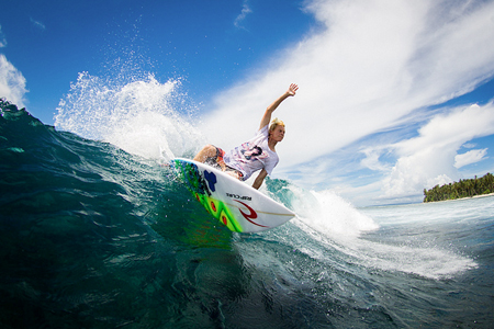 Oz - Free Surf, Lance Right - Mentawaii'