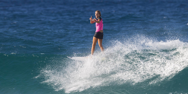 Stephanie Gilmore - Roxy Pro Gold Coast 2014 - Snapper Rocks, Australie'
